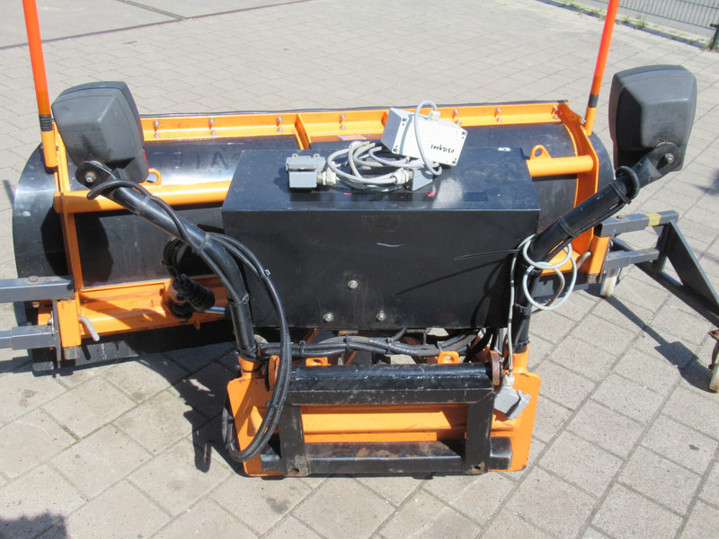 Schuitemaker Villeton Jean LMT 20.50 208CM 12V Sneeuwschuif Snow Plow - Cày tuyết: hình 2 Schuitemaker Villeton Jean LMT 20.50 208CM 12V Sneeuwschuif Snow Plow - Cày tuyết: hình 2