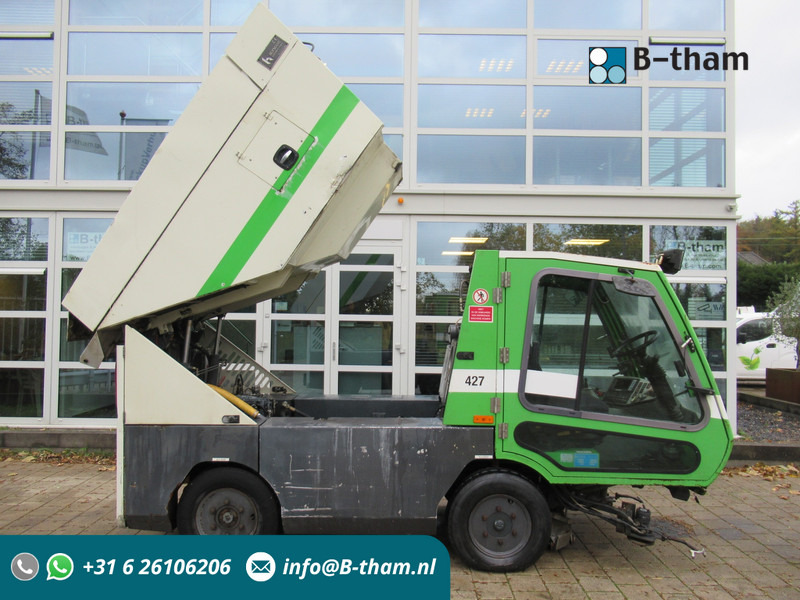 TENNANT HMF 214 Veegmachine, DEFECT / FOR PARTS - Xe quét đường: hình 1 TENNANT HMF 214 Veegmachine, DEFECT / FOR PARTS - Xe quét đường: hình 1