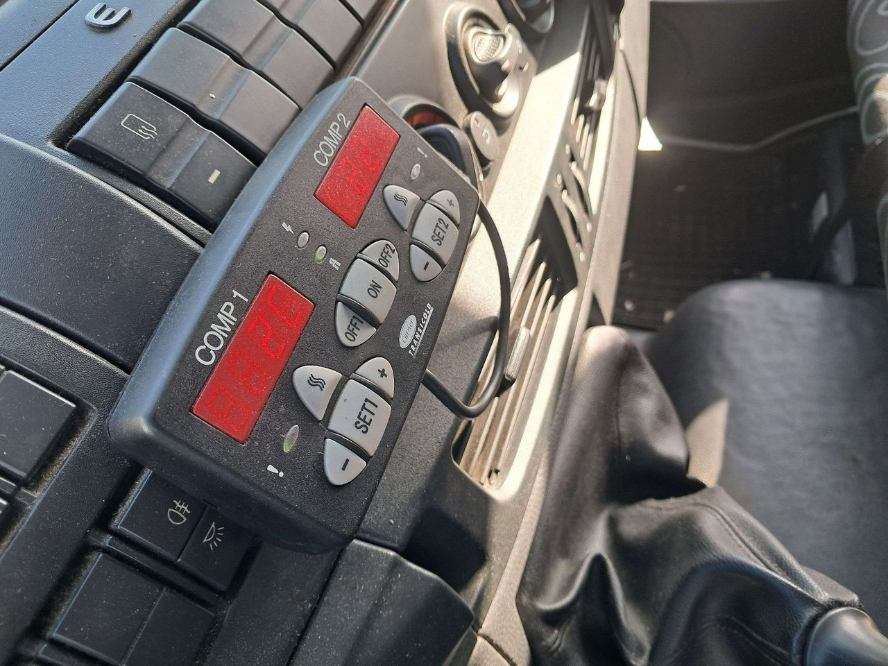 Iveco 100E18, Carrier Xarios 600mt, POLEN! - Xe tải đông lạnh: hình 5 Iveco 100E18, Carrier Xarios 600mt, POLEN! - Xe tải đông lạnh: hình 5