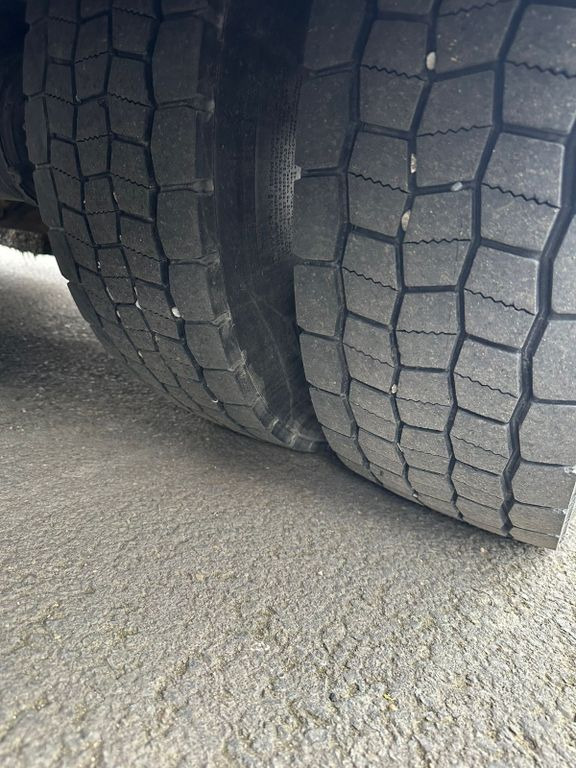 Mercedes-Benz Atego 824 Top-Ausstattung*Pritsche-Plane*Top* Mercedes-Benz Atego 824 Top-Ausstattung*Pritsche-Plane*Top* - Xe van thùng mui bạt: hình 2 Mercedes-Benz Atego 824 Top-Ausstattung*Pritsche-Plane*Top* Mercedes-Benz Atego 824 Top-Ausstattung*Pritsche-Plane*Top* - Xe van thùng mui bạt: hình 2