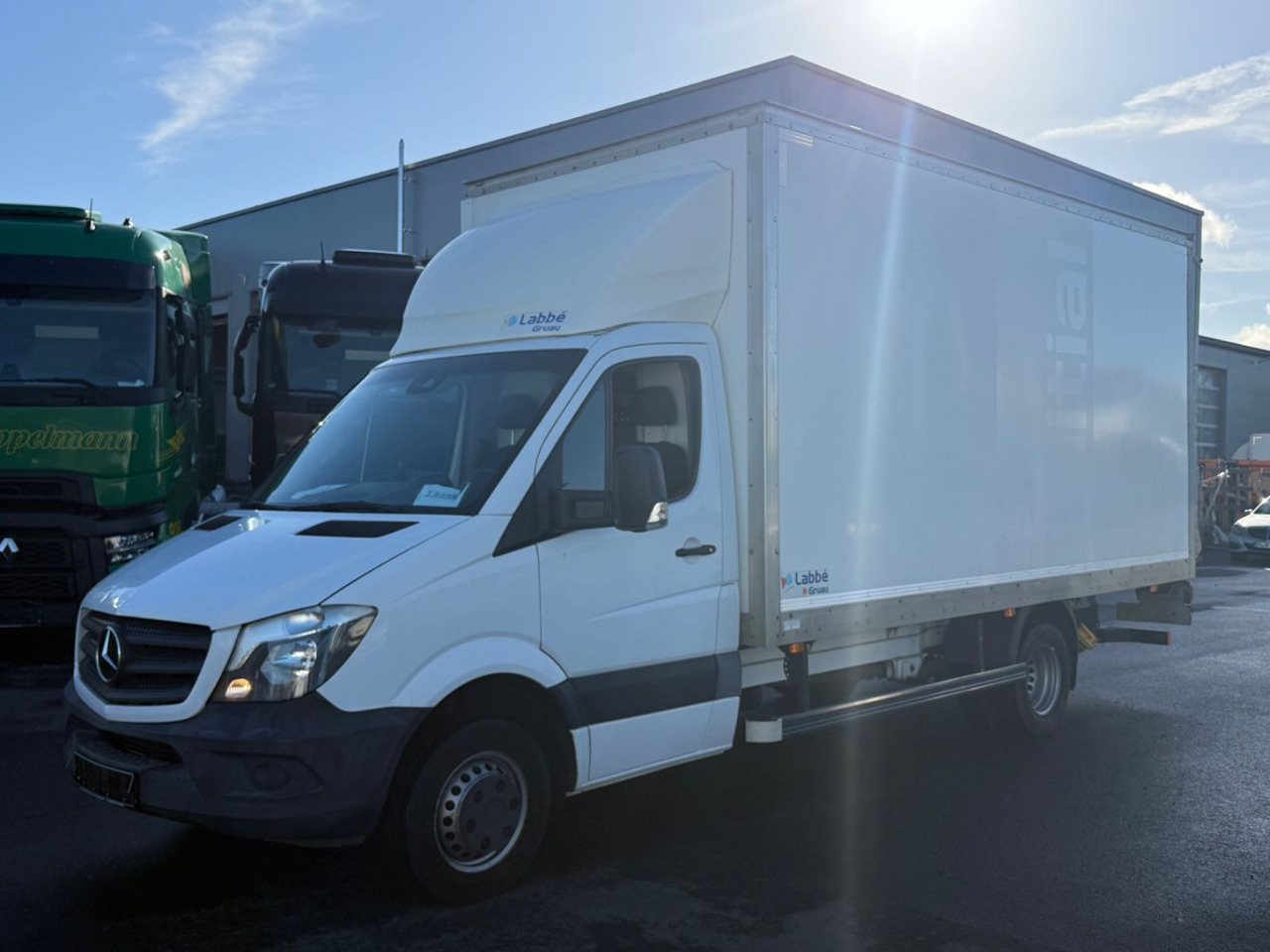 Mercedes-Benz Sprinter 516 cdi Koffer, Lbw, Automatik - Xe tải nhỏ thùng kín: hình 2 Mercedes-Benz Sprinter 516 cdi Koffer, Lbw, Automatik - Xe tải nhỏ thùng kín: hình 2