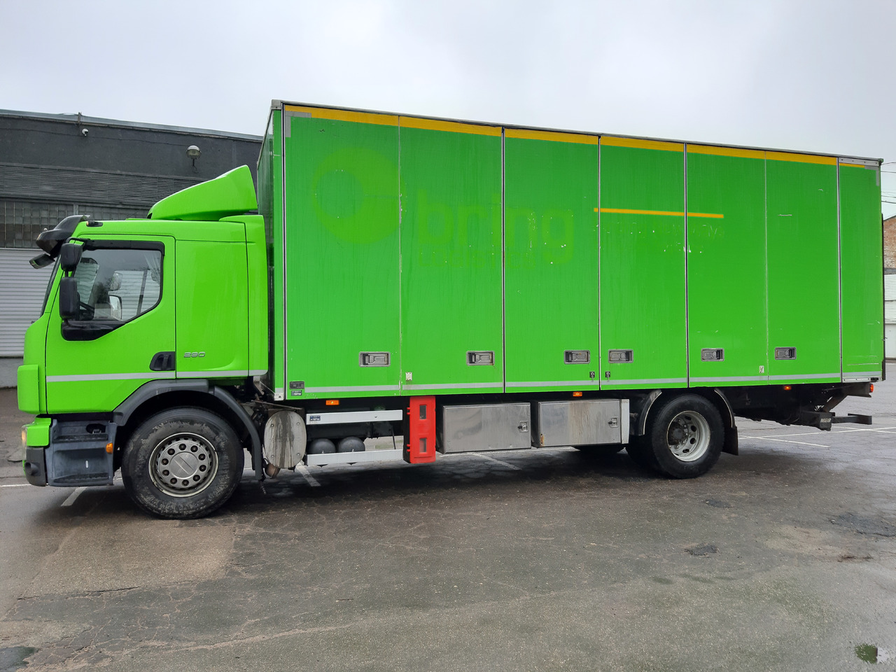 VOLVO FE - Xe tải hộp: hình 4 VOLVO FE - Xe tải hộp: hình 4