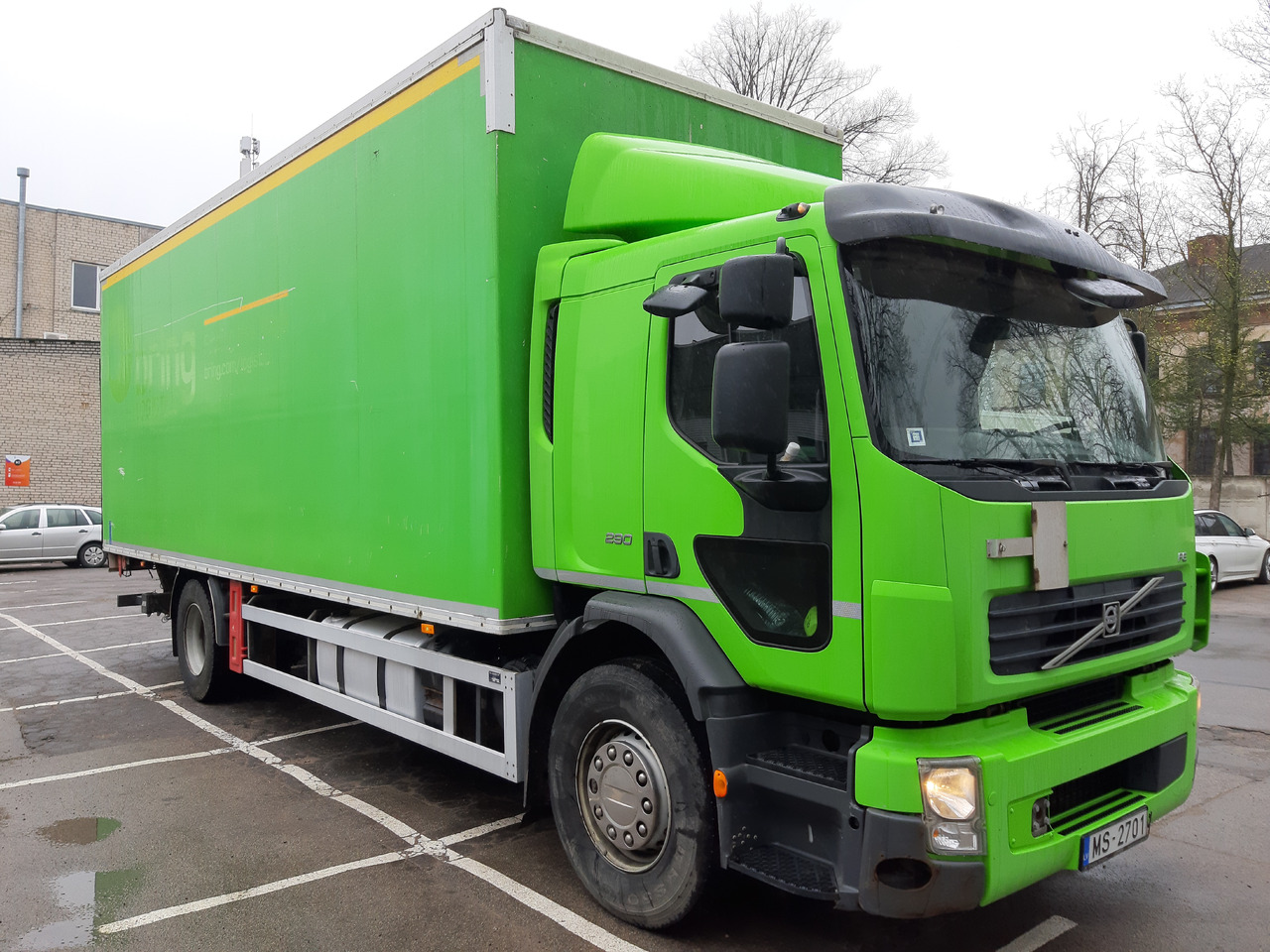 VOLVO FE - Xe tải hộp: hình 3 VOLVO FE - Xe tải hộp: hình 3