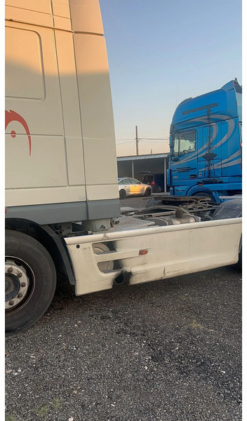 DAF 95.480 XF95.480 AUTOMATIC - Máy cày trạm: hình 4 DAF 95.480 XF95.480 AUTOMATIC - Máy cày trạm: hình 4