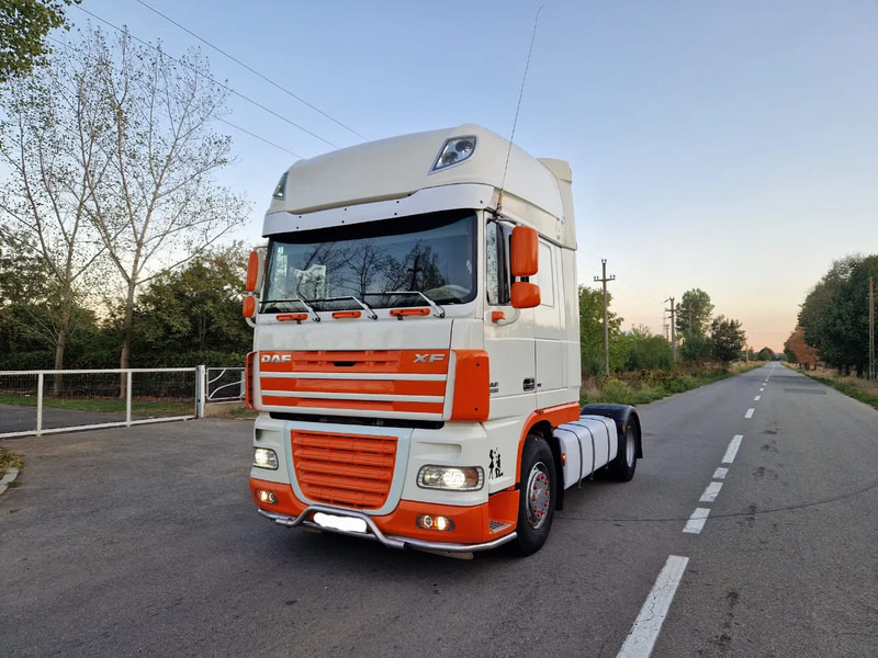 DAF XF 105.460 Manual - Máy cày trạm: hình 2 DAF XF 105.460 Manual - Máy cày trạm: hình 2