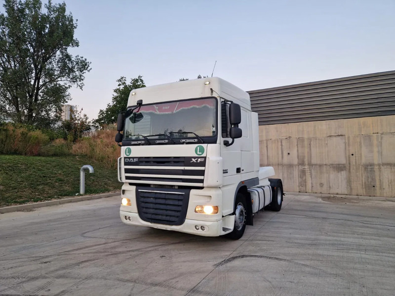 DAF XF 106.460 - Máy cày trạm: hình 2 DAF XF 106.460 - Máy cày trạm: hình 2