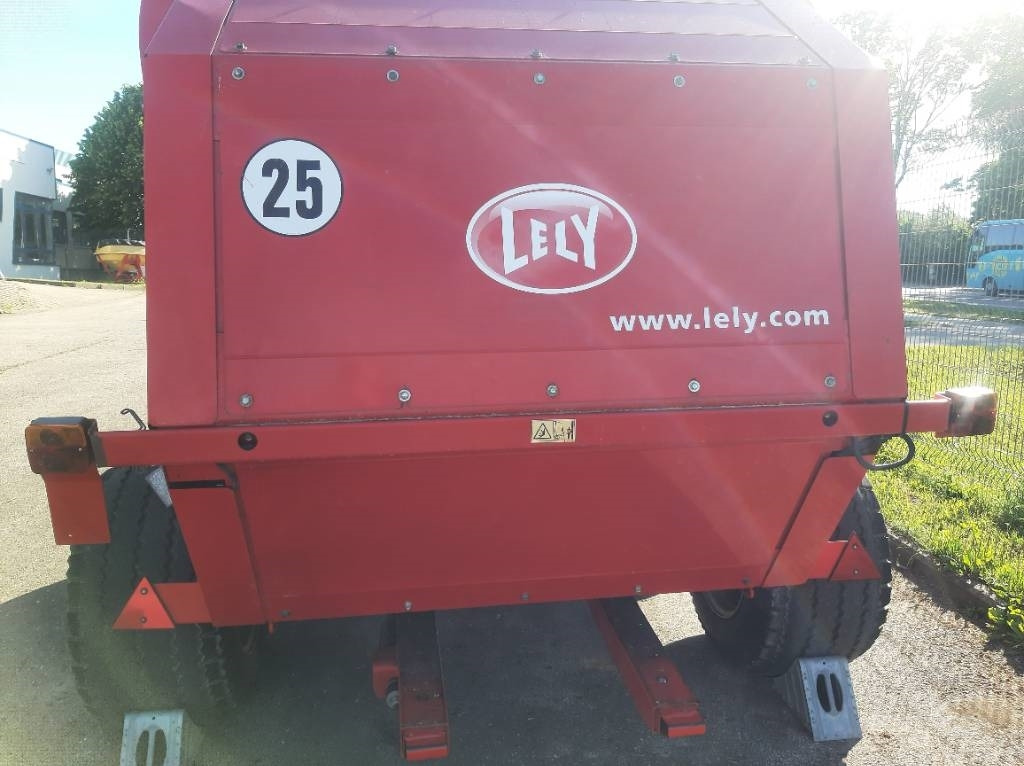 Lely Welger RP 245 Profi - Máy đóng kiện tròn: hình 2 Lely Welger RP 245 Profi - Máy đóng kiện tròn: hình 2