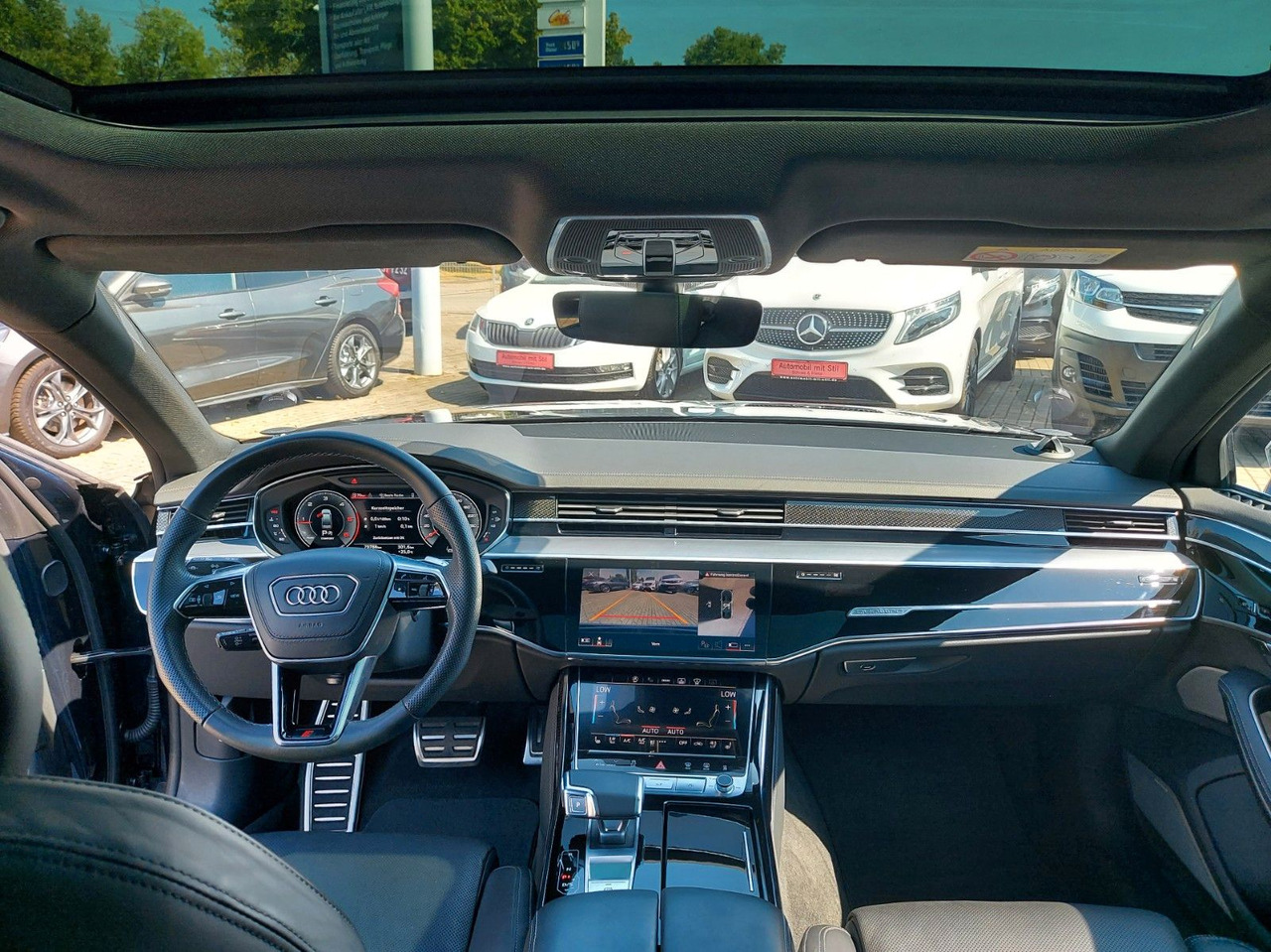 Audi A8 50 TDI quattro S-Line HUD B&O NightVision - Sedan: hình 2 Audi A8 50 TDI quattro S-Line HUD B&O NightVision - Sedan: hình 2