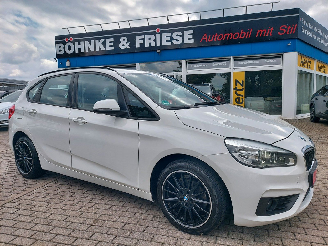 BMW 218 Baureihe 2 Active Tourer Autom Advant. LED - Xe wagon: hình 1 BMW 218 Baureihe 2 Active Tourer Autom Advant. LED - Xe wagon: hình 1