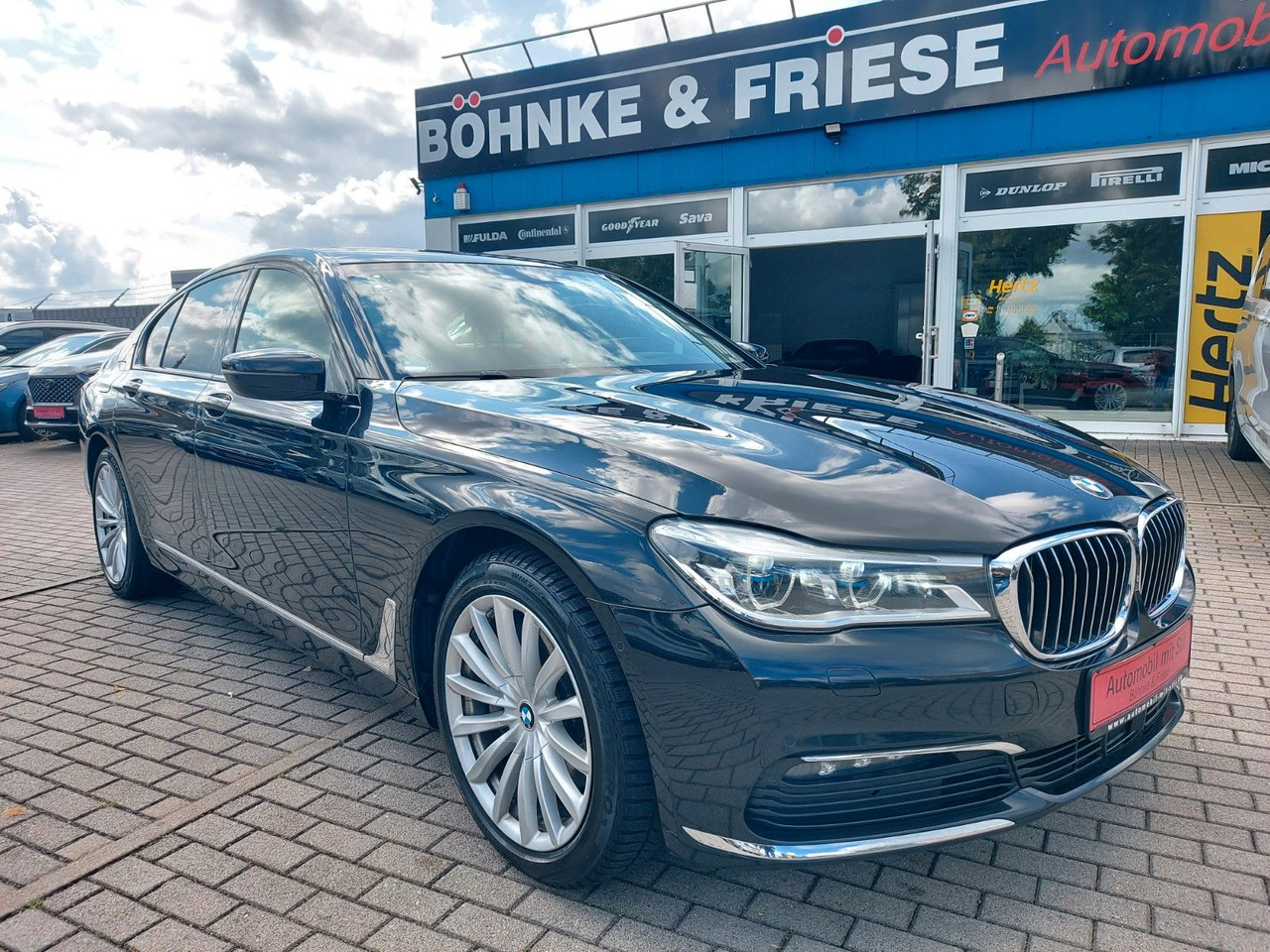 BMW 740 Baureihe 7 Lim 740 d xDrive Glasdach ACC - Sedan: hình 1 BMW 740 Baureihe 7 Lim 740 d xDrive Glasdach ACC - Sedan: hình 1