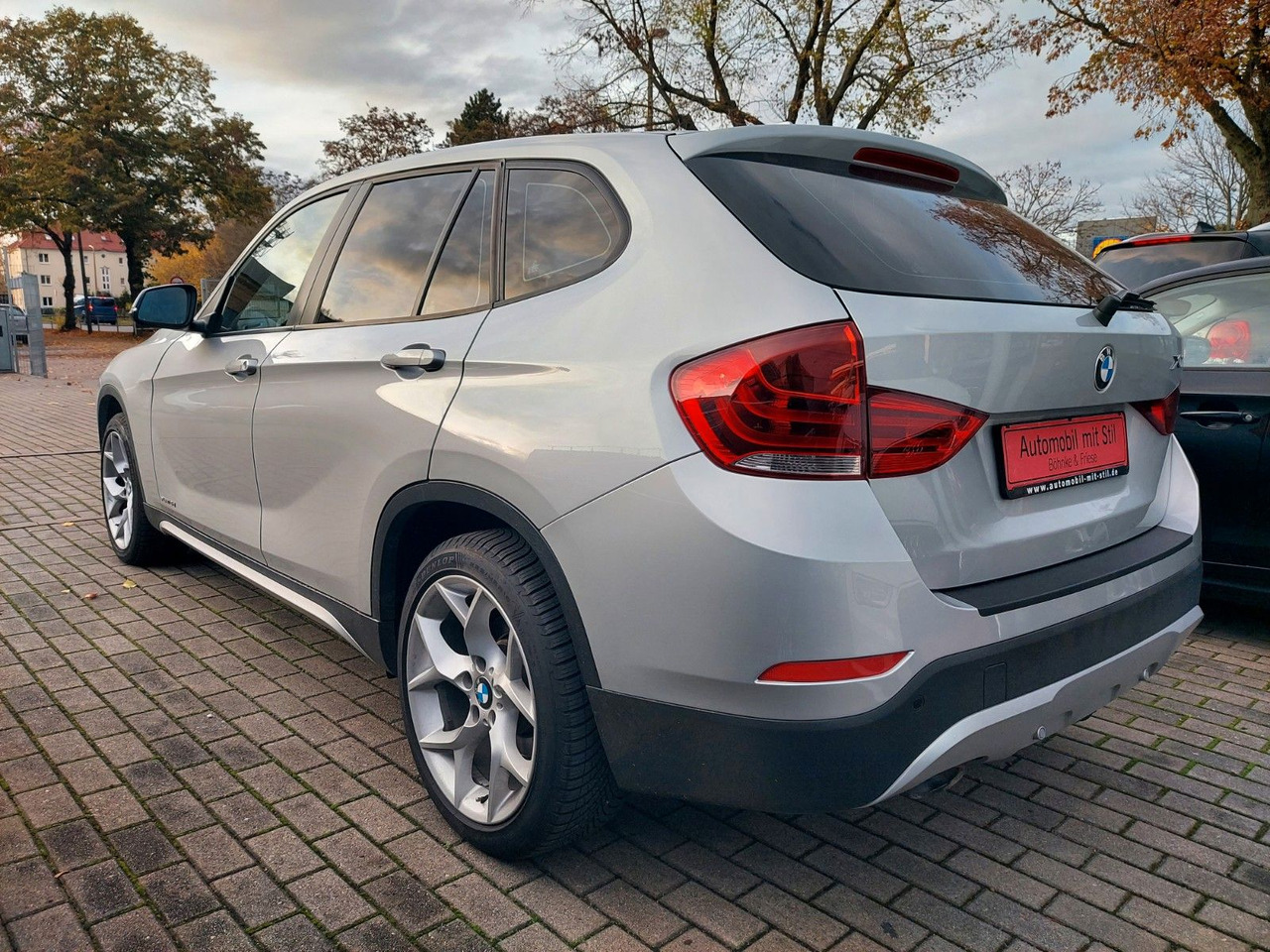 BMW X1 18 d xDrive Xenon Navi Leder AHK - SUV: hình 4 BMW X1 18 d xDrive Xenon Navi Leder AHK - SUV: hình 4