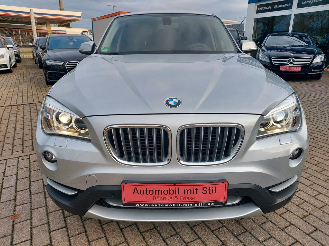BMW X1 18 d xDrive Xenon Navi Leder AHK - SUV: hình 2 BMW X1 18 d xDrive Xenon Navi Leder AHK - SUV: hình 2