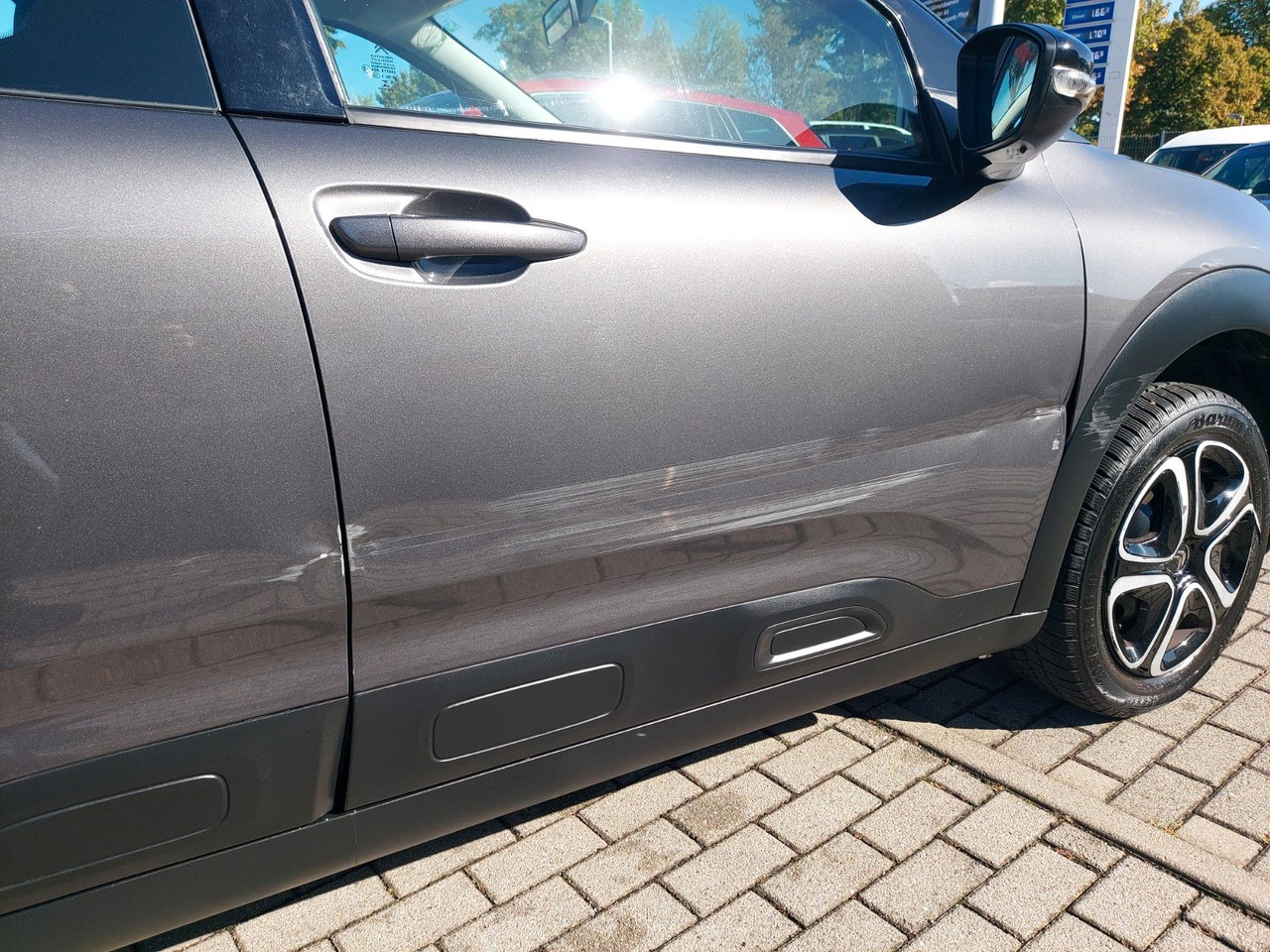 Citroën C4 Cactus Feel DAB Klima Sitzheizung PDC - Sedan: hình 2 Citroën C4 Cactus Feel DAB Klima Sitzheizung PDC - Sedan: hình 2