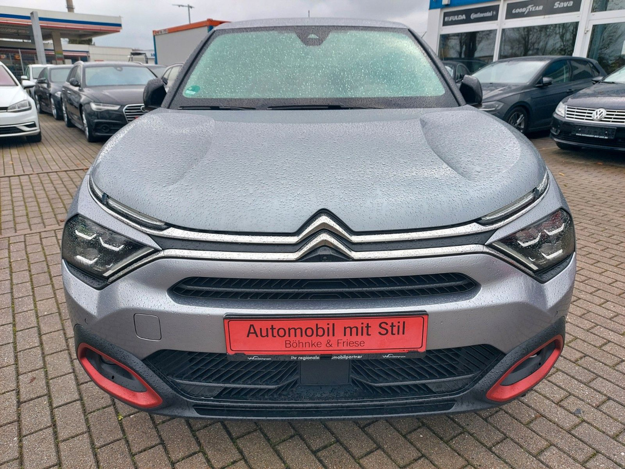 Citroën C4 Lim. Shine Automatik Leder Navi LED uvm. - SUV: hình 2 Citroën C4 Lim. Shine Automatik Leder Navi LED uvm. - SUV: hình 2