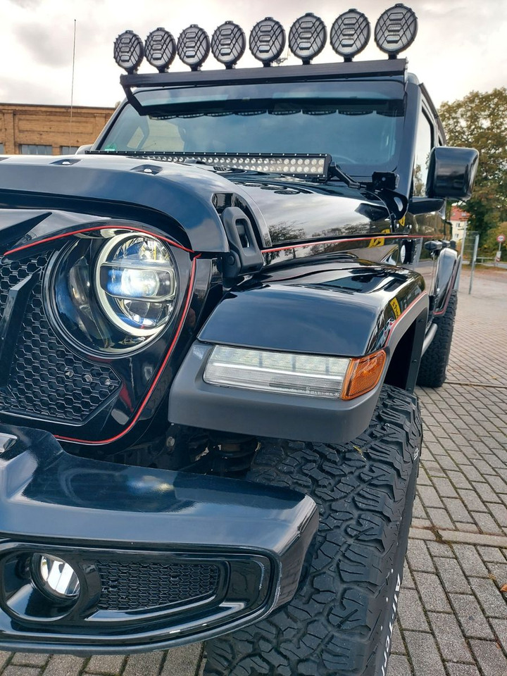 Jeep Gladiator 3.6l Overland Automatik Dualsport ACC - SUV: hình 4 Jeep Gladiator 3.6l Overland Automatik Dualsport ACC - SUV: hình 4