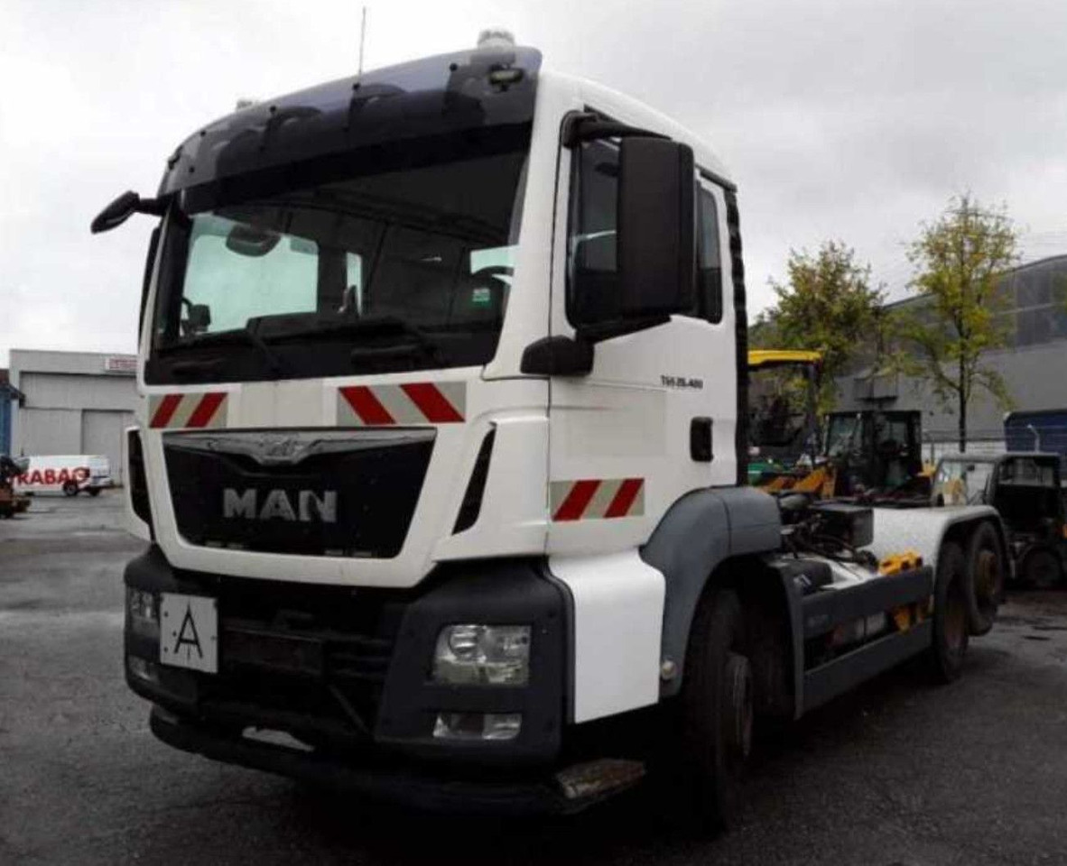 MAN 26.400 ABROLLER HIAB - Xe tải nâng móc: hình 1 MAN 26.400 ABROLLER HIAB - Xe tải nâng móc: hình 1