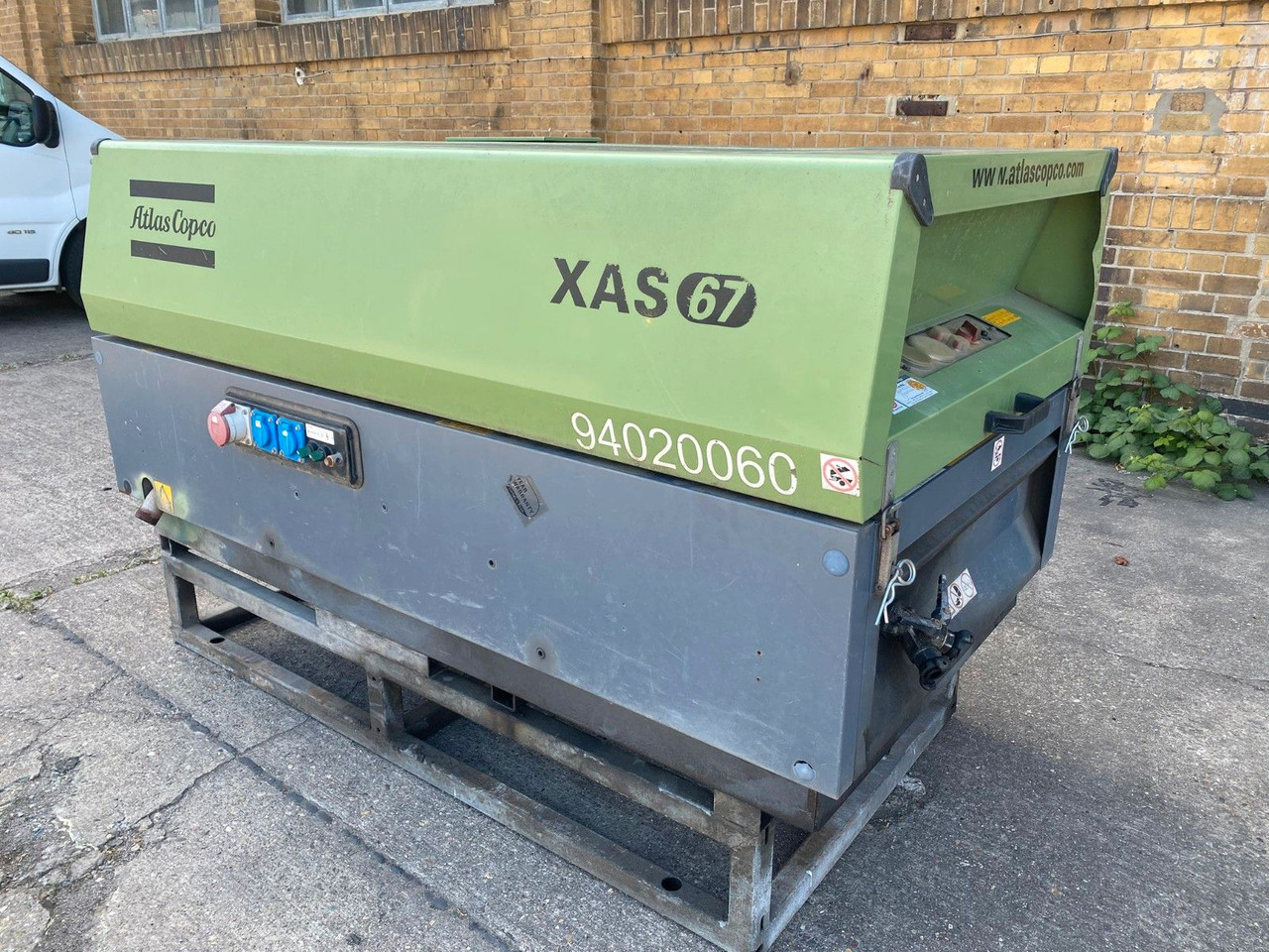 Atlas Copco Air Kompressor XAS67 G6,5 - Máy móc khác: hình 1 Atlas Copco Air Kompressor XAS67 G6,5 - Máy móc khác: hình 1