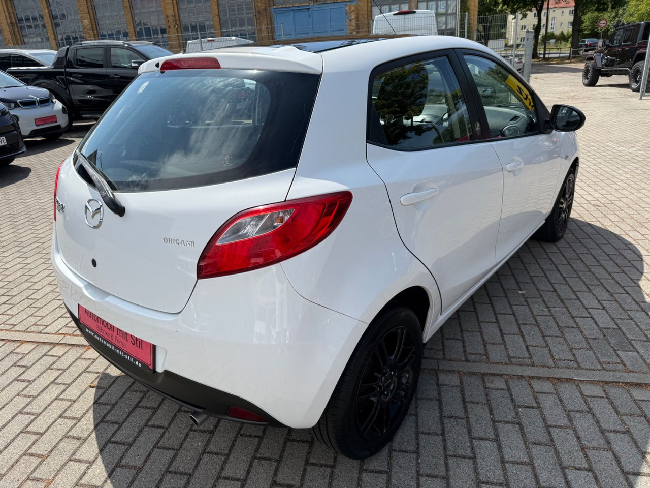 Mazda 2 Lim. 1.3 Origami 5 TÜER KLIMA SHZ TÜV NEU - Xe hơi: hình 4 Mazda 2 Lim. 1.3 Origami 5 TÜER KLIMA SHZ TÜV NEU - Xe hơi: hình 4