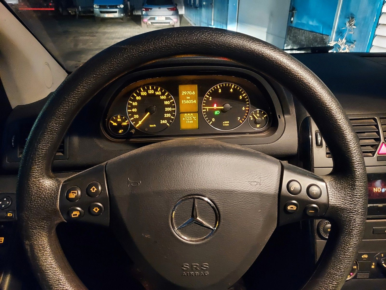 Mercedes-Benz A 150 5 Türen Klimaautomatik Sitzheizung - Xe hơi: hình 2 Mercedes-Benz A 150 5 Türen Klimaautomatik Sitzheizung - Xe hơi: hình 2