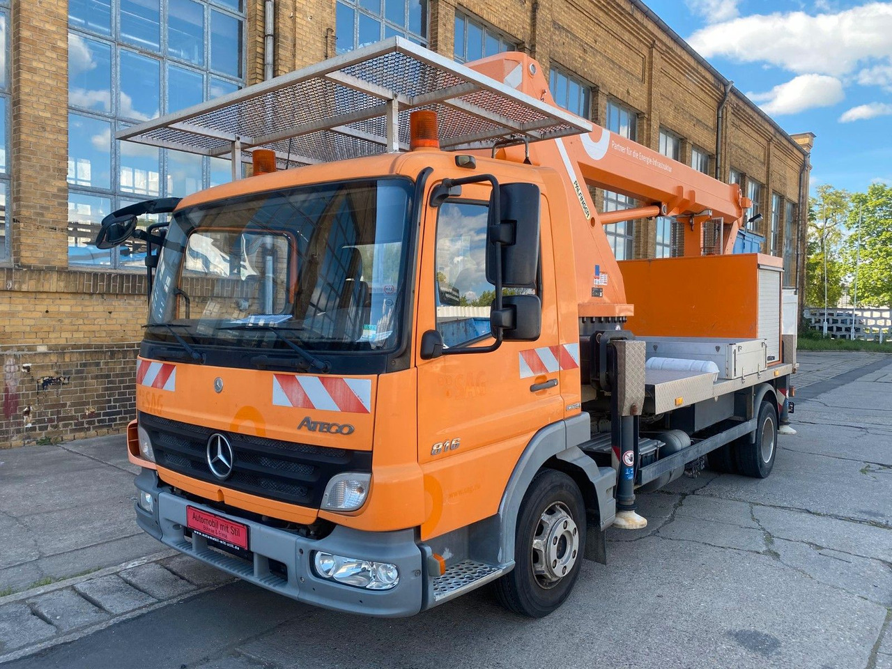 Mercedes-Benz ATEGO WUMAG ELEVANT WT230 23m TÜV - Nền bục trên không gắn trên xe tải: hình 1 Mercedes-Benz ATEGO WUMAG ELEVANT WT230 23m TÜV - Nền bục trên không gắn trên xe tải: hình 1