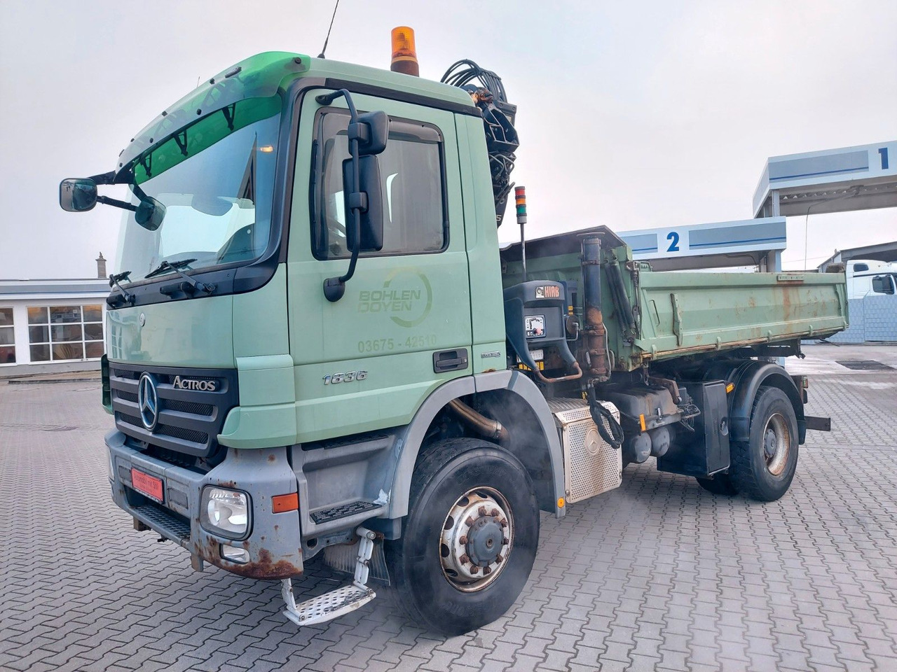 Mercedes-Benz Actros 2/3 6-Zyl.1836 ALLRAD 4x4 Dreiseitk: Kran Mercedes-Benz Actros 2/3 6-Zyl.1836 ALLRAD 4x4 Dreiseitk. Kran - Xe ben, Xe cẩu tự hành: hình 4 Mercedes-Benz Actros 2/3 6-Zyl.1836 ALLRAD 4x4 Dreiseitk: Kran Mercedes-Benz Actros 2/3 6-Zyl.1836 ALLRAD 4x4 Dreiseitk. Kran - Xe ben, Xe cẩu tự hành: hình 4