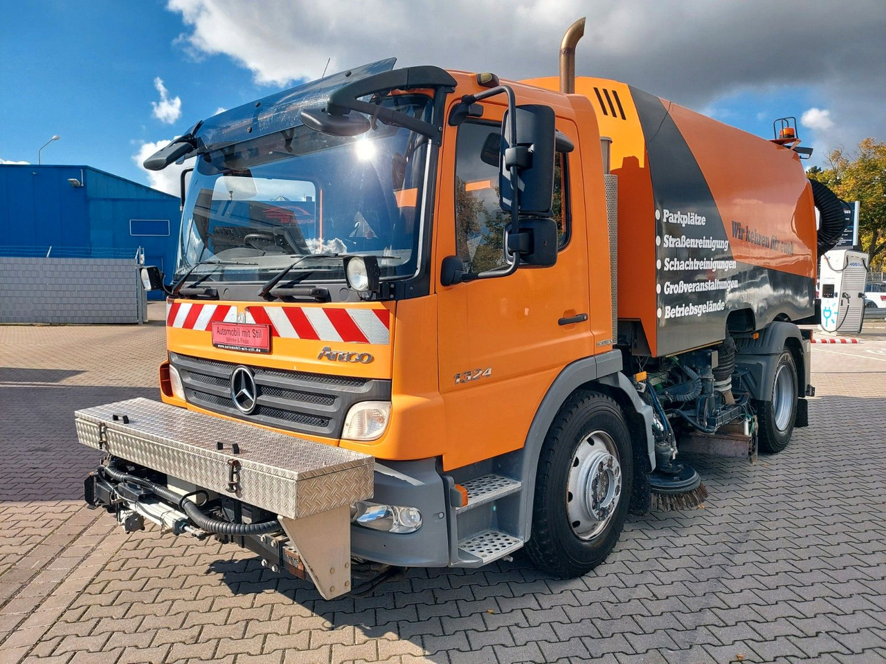 Mercedes-Benz Atego 2 6-Zyl. 4x2 1324 Schmidt SK 600 Klima - Xe quét đường: hình 1 Mercedes-Benz Atego 2 6-Zyl. 4x2 1324 Schmidt SK 600 Klima - Xe quét đường: hình 1