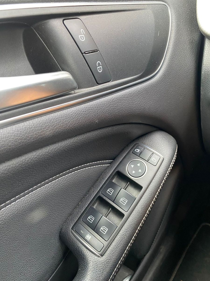 Sedan Mercedes-Benz B 180 B -Klasse B 180 Autom. Xenon Navi: hình 16