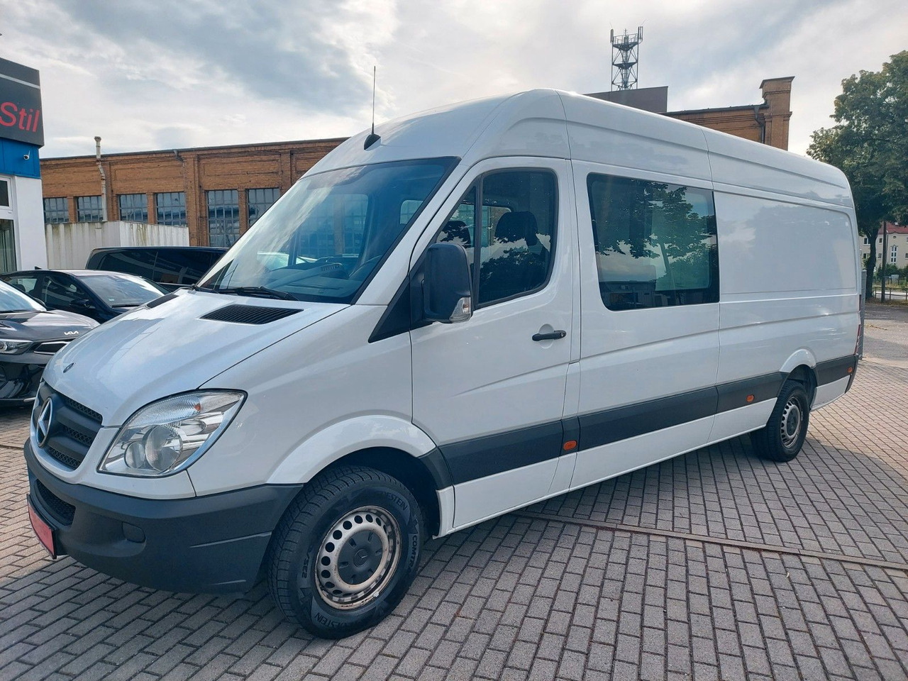 Mercedes-Benz Sprinter II Kasten 316 CDI MIXTO 6 SITZER MAXI - Xe van chở khách: hình 4 Mercedes-Benz Sprinter II Kasten 316 CDI MIXTO 6 SITZER MAXI - Xe van chở khách: hình 4