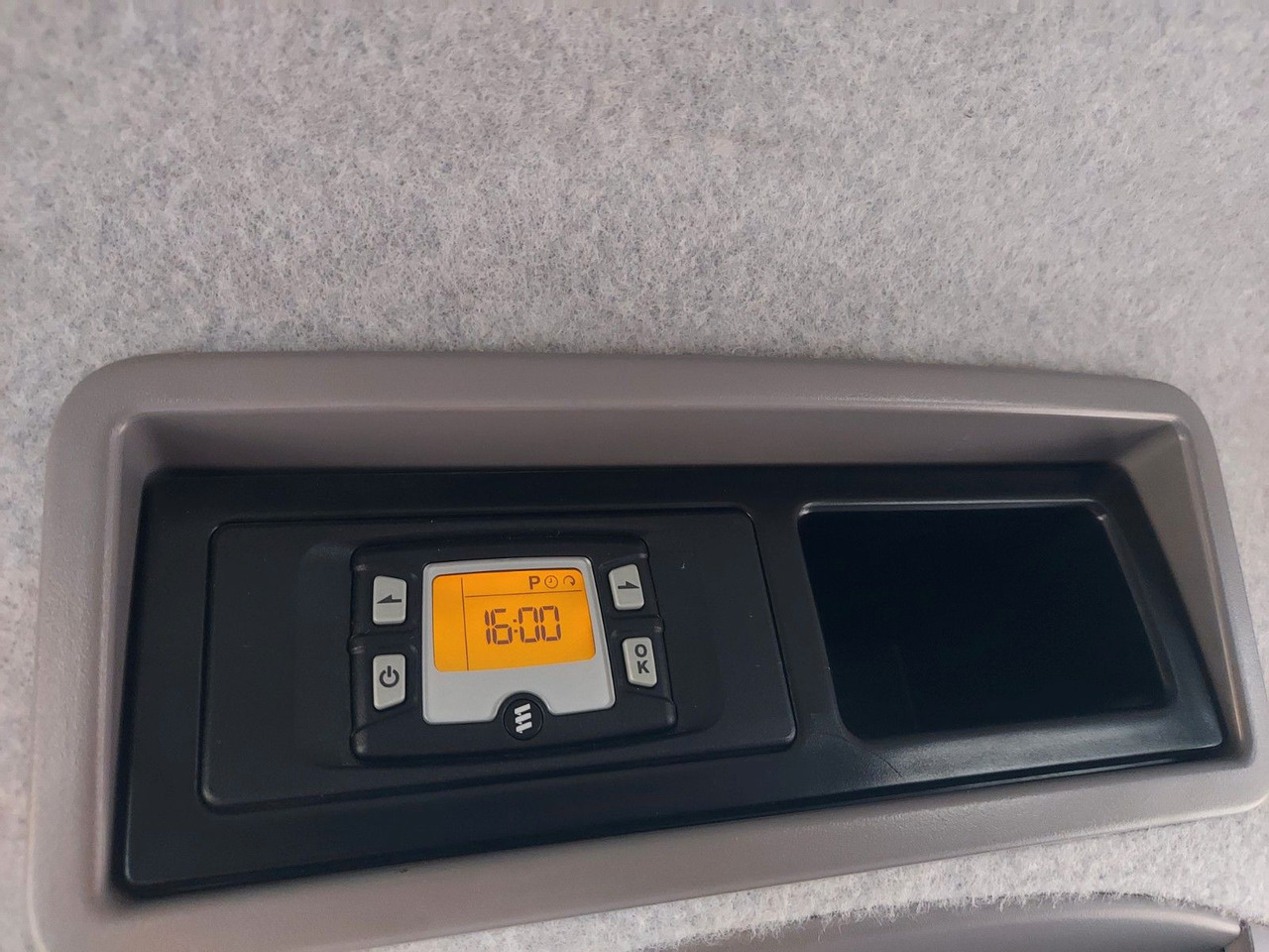 Mercedes-Benz Sprinter II Pritsche/DoKa 516 CDI KLIMA AHK - Xe tải nhỏ phẳng, Xe tải van: hình 2 Mercedes-Benz Sprinter II Pritsche/DoKa 516 CDI KLIMA AHK - Xe tải nhỏ phẳng, Xe tải van: hình 2