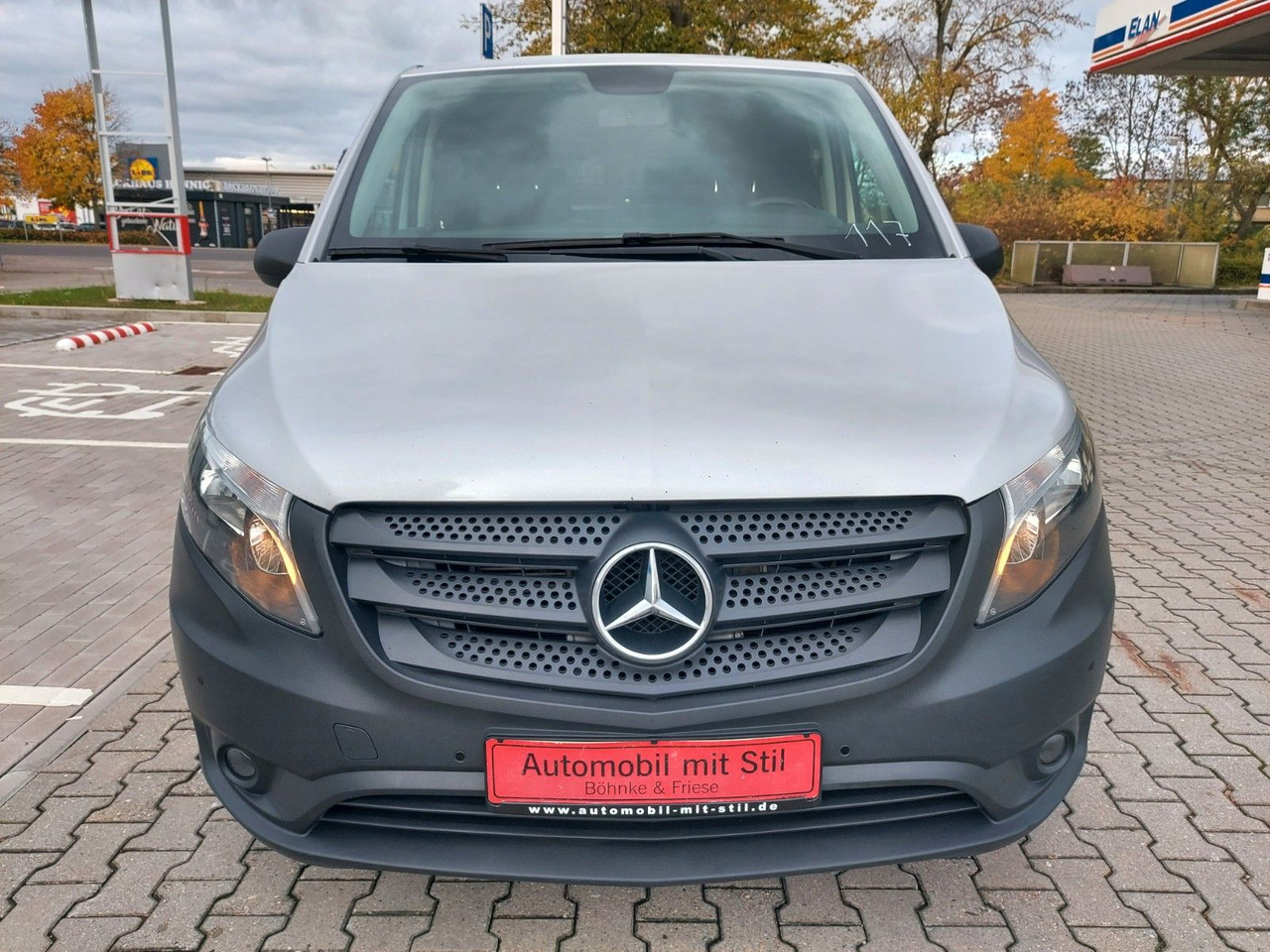 Mercedes-Benz Vito Kasten 114 4x4 4Matic lang Klima AHK PDC - Xe van chở khách: hình 4 Mercedes-Benz Vito Kasten 114 4x4 4Matic lang Klima AHK PDC - Xe van chở khách: hình 4