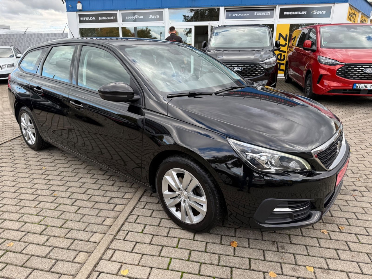 Peugeot 308 SW Active TEMPOMAT NAVI KLIMAA NAVI - Xe wagon: hình 2 Peugeot 308 SW Active TEMPOMAT NAVI KLIMAA NAVI - Xe wagon: hình 2