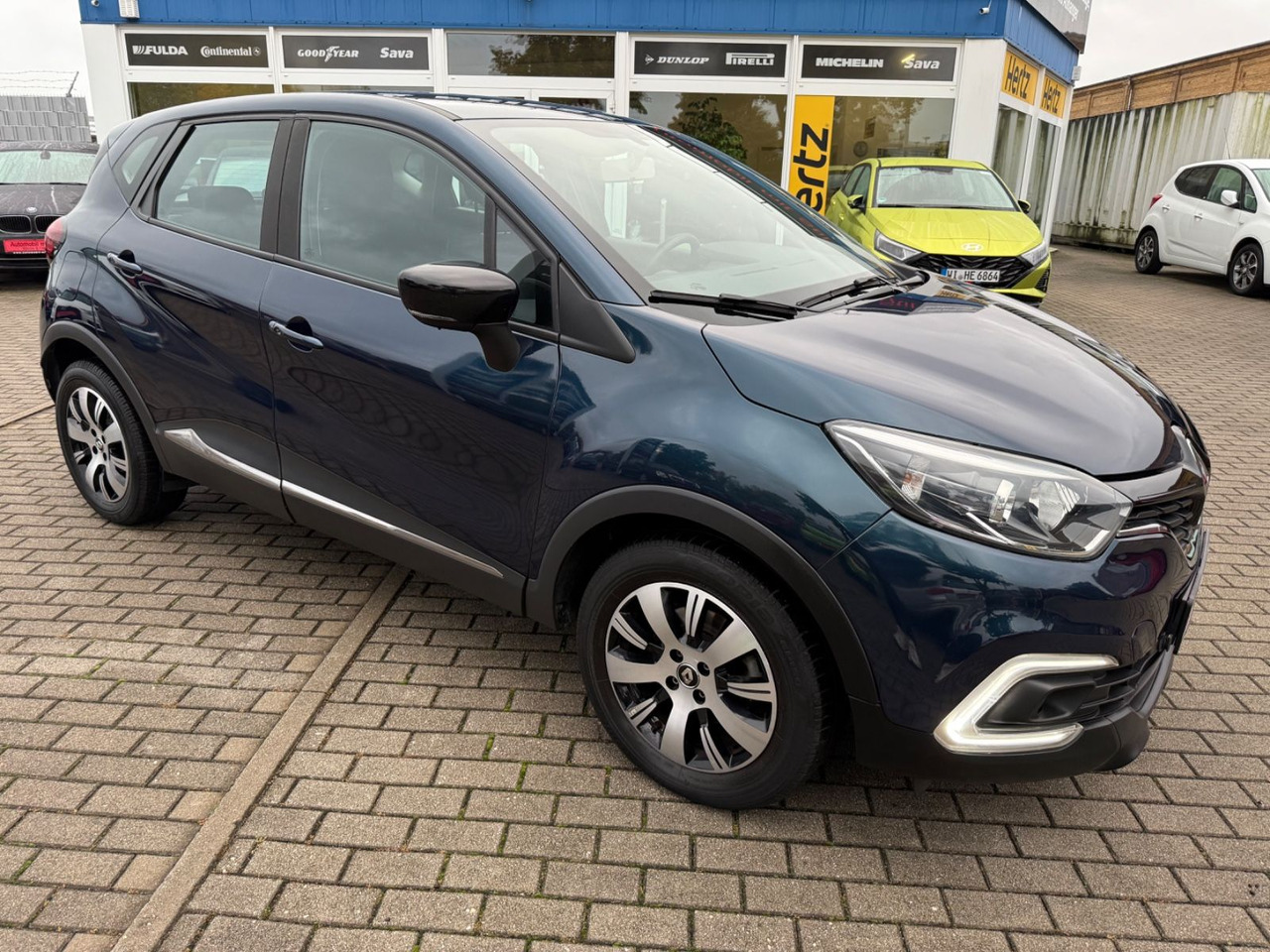 Renault Captur Intens Energy Automatik - SUV: hình 2 Renault Captur Intens Energy Automatik - SUV: hình 2