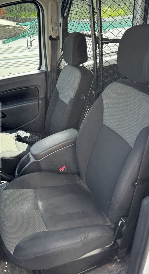 Renault Kangoo Rapid Extra Klima AHK DACHTRÄGER WORKER - Xe hơi: hình 5 Renault Kangoo Rapid Extra Klima AHK DACHTRÄGER WORKER - Xe hơi: hình 5