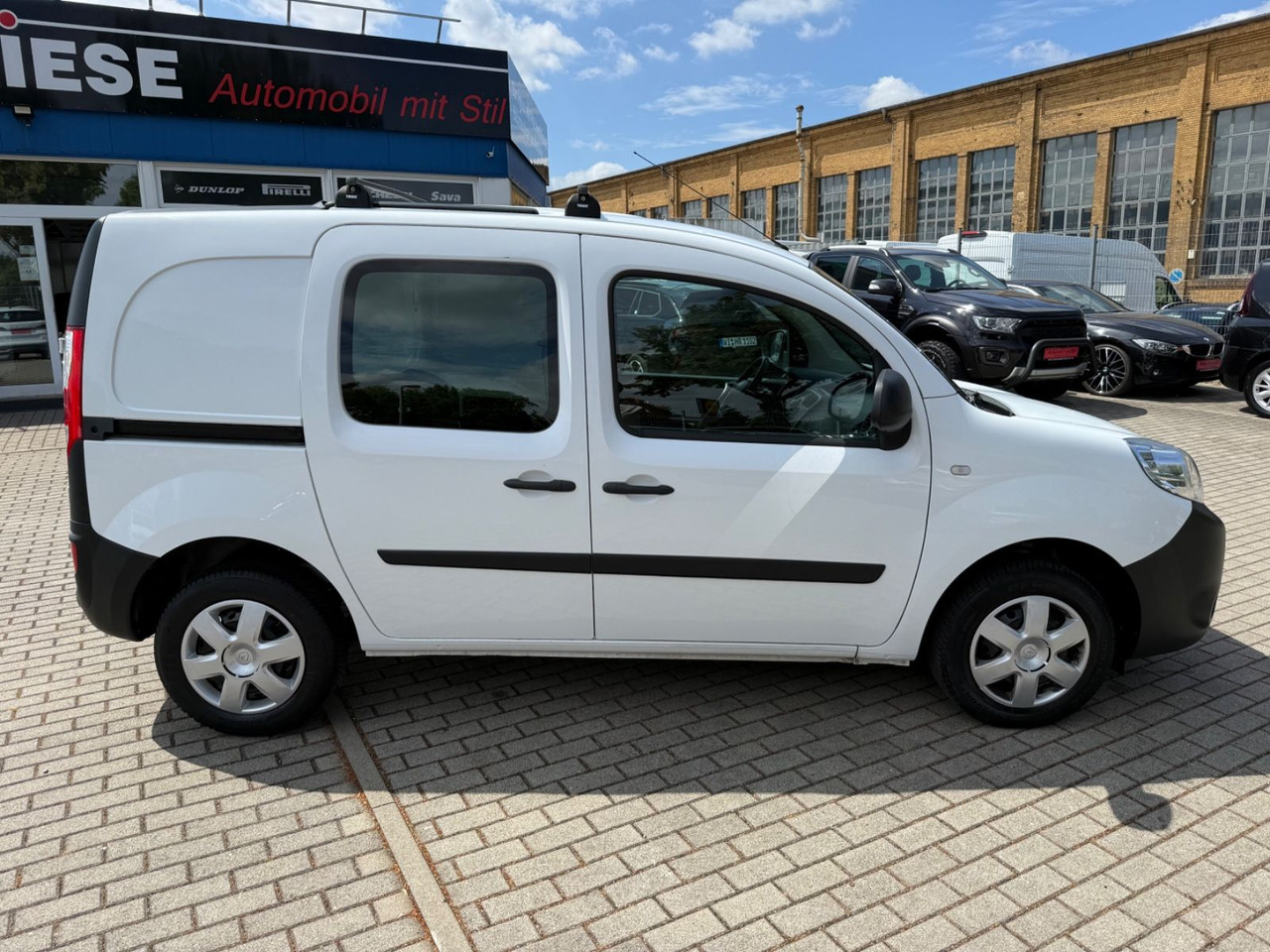 Renault Kangoo Rapid Extra Klima AHK DACHTRÄGER WORKER - Xe hơi: hình 3 Renault Kangoo Rapid Extra Klima AHK DACHTRÄGER WORKER - Xe hơi: hình 3