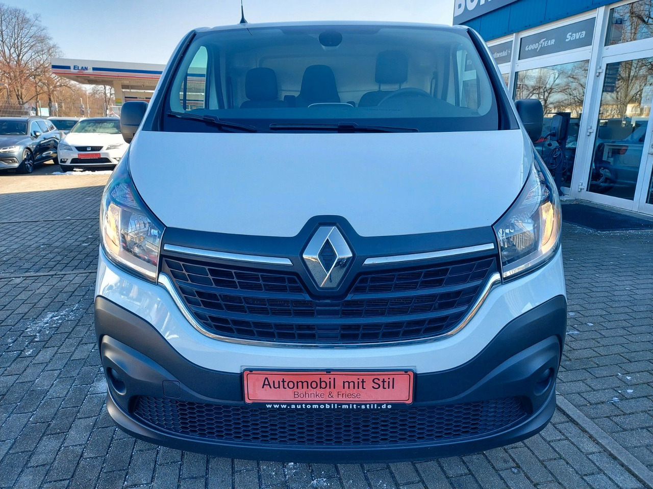 Renault Trafic Kasten L1H1 2,8t Komfort Klima Navi Tempo Renault Trafic Kasten L1H1 2,8t Komfort Klima Navi Tempo - Xe bus mini, Xe van chở khách: hình 4 Renault Trafic Kasten L1H1 2,8t Komfort Klima Navi Tempo Renault Trafic Kasten L1H1 2,8t Komfort Klima Navi Tempo - Xe bus mini, Xe van chở khách: hình 4