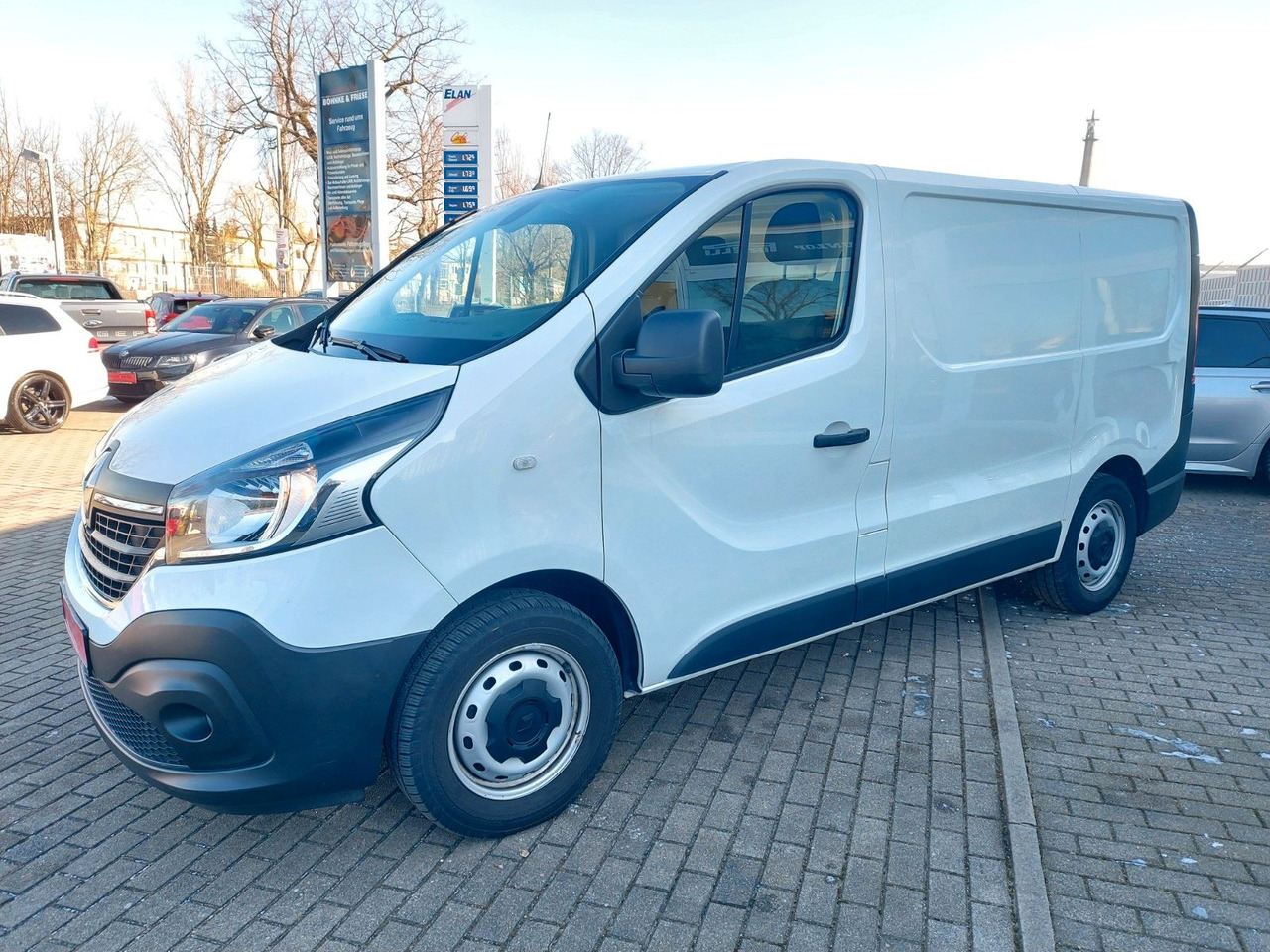 Renault Trafic Kasten L1H1 2,8t Komfort Klima Navi Tempo Renault Trafic Kasten L1H1 2,8t Komfort Klima Navi Tempo - Xe bus mini, Xe van chở khách: hình 1 Renault Trafic Kasten L1H1 2,8t Komfort Klima Navi Tempo Renault Trafic Kasten L1H1 2,8t Komfort Klima Navi Tempo - Xe bus mini, Xe van chở khách: hình 1