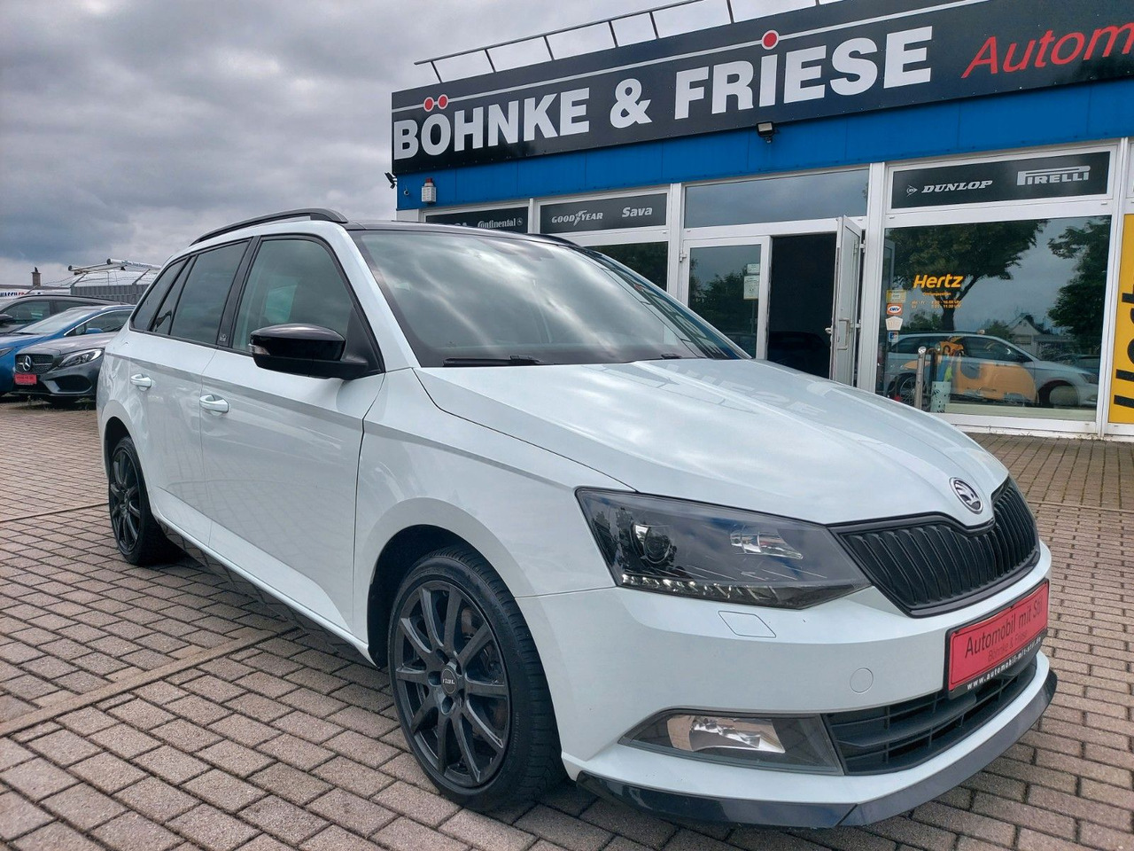 Skoda Fabia Combi Active RS XENON PDC SHZ TEMPOMAT - Xe hơi: hình 2 Skoda Fabia Combi Active RS XENON PDC SHZ TEMPOMAT - Xe hơi: hình 2