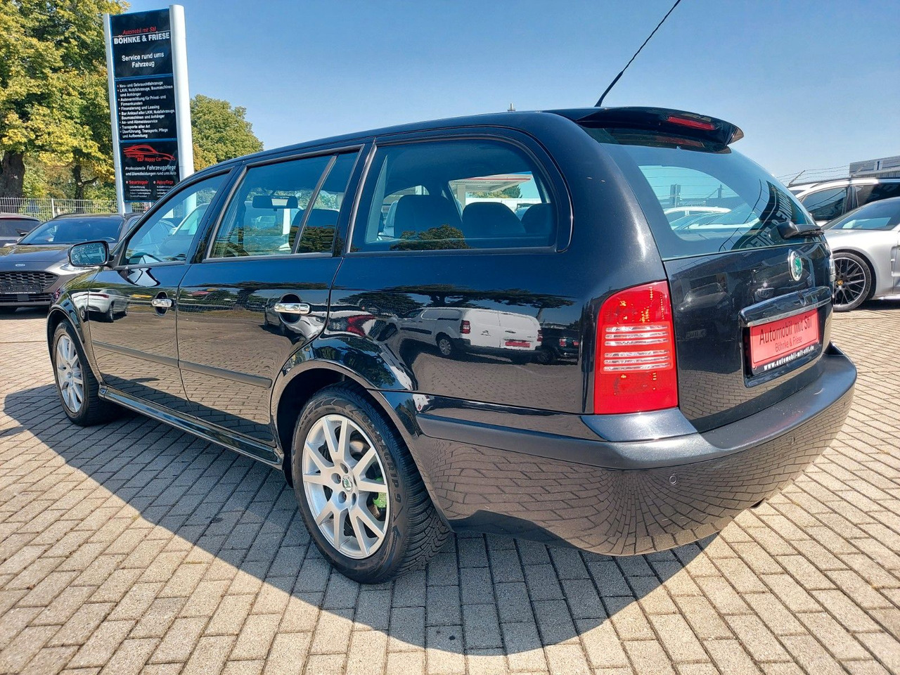 Skoda Octavia Combi RS Xenon DAB Teilleder AHK - Xe wagon: hình 5 Skoda Octavia Combi RS Xenon DAB Teilleder AHK - Xe wagon: hình 5