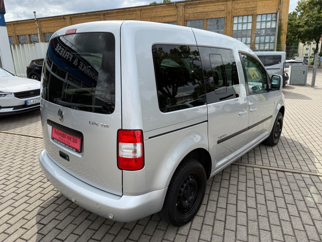 Volkswagen Caddy Life Team 5 Sitze Klima Sitzheiz. PDC - Xe van chở khách: hình 4 Volkswagen Caddy Life Team 5 Sitze Klima Sitzheiz. PDC - Xe van chở khách: hình 4