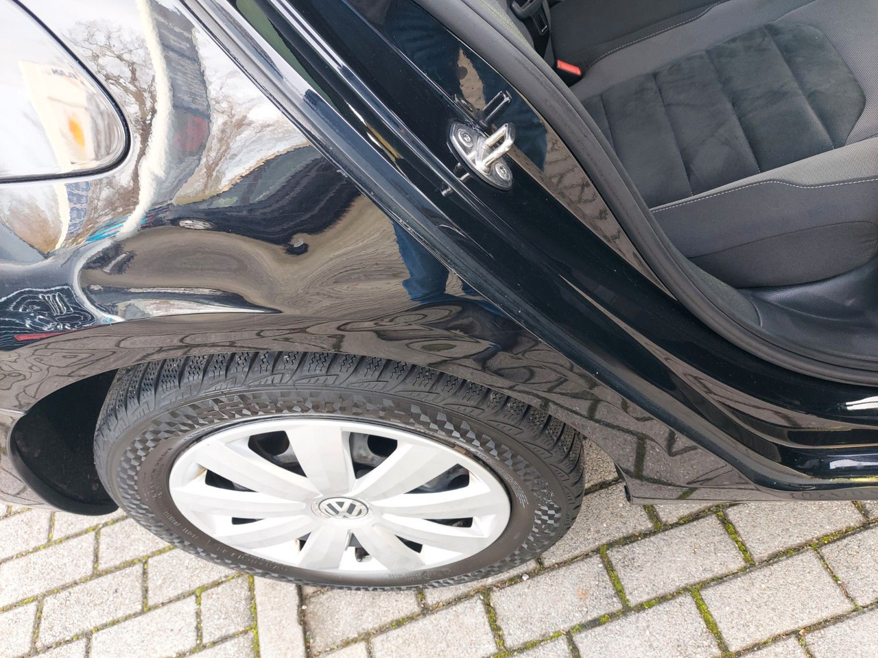 Volkswagen Golf VII Variant Highline DSG Xenon Navi Radar - Xe wagon: hình 3 Volkswagen Golf VII Variant Highline DSG Xenon Navi Radar - Xe wagon: hình 3