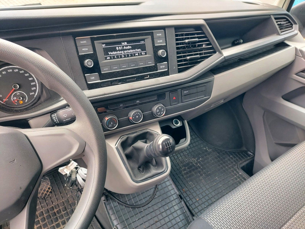 Volkswagen T6 Kasten Kombi Klima Tempomat DAB Radio 3 Sitze - Xe van chở khách: hình 5 Volkswagen T6 Kasten Kombi Klima Tempomat DAB Radio 3 Sitze - Xe van chở khách: hình 5