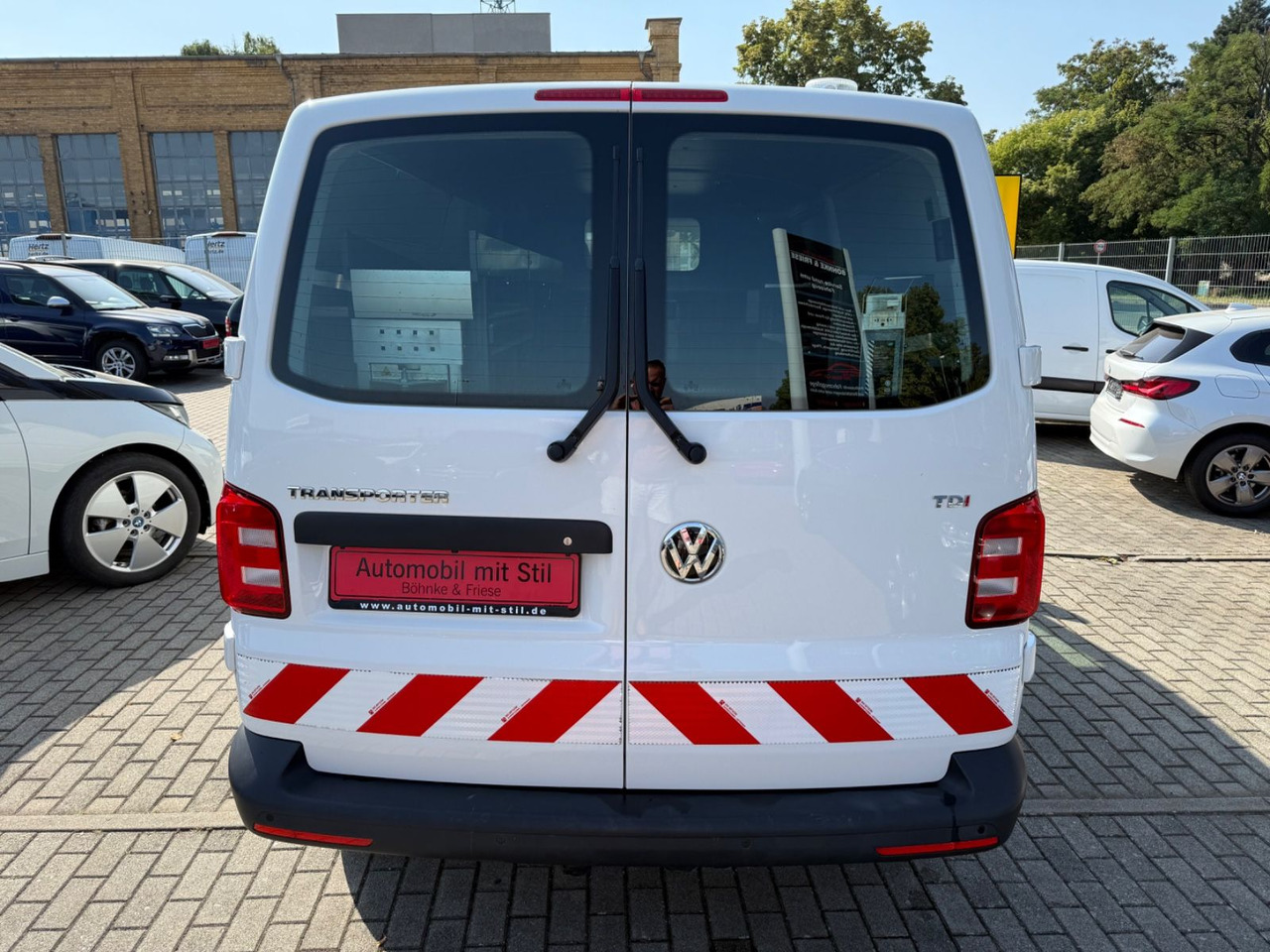 Volkswagen T6 Transporter Kasten-Kombi Lang 4 Motion Klima - Xe van chở khách: hình 5 Volkswagen T6 Transporter Kasten-Kombi Lang 4 Motion Klima - Xe van chở khách: hình 5