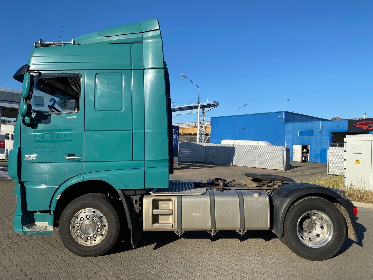 DAF XF 440 EURO 6 KIPPHYDRAULIK ALUFELGEN - Xe đầu kéo: hình 5 DAF XF 440 EURO 6 KIPPHYDRAULIK ALUFELGEN - Xe đầu kéo: hình 5