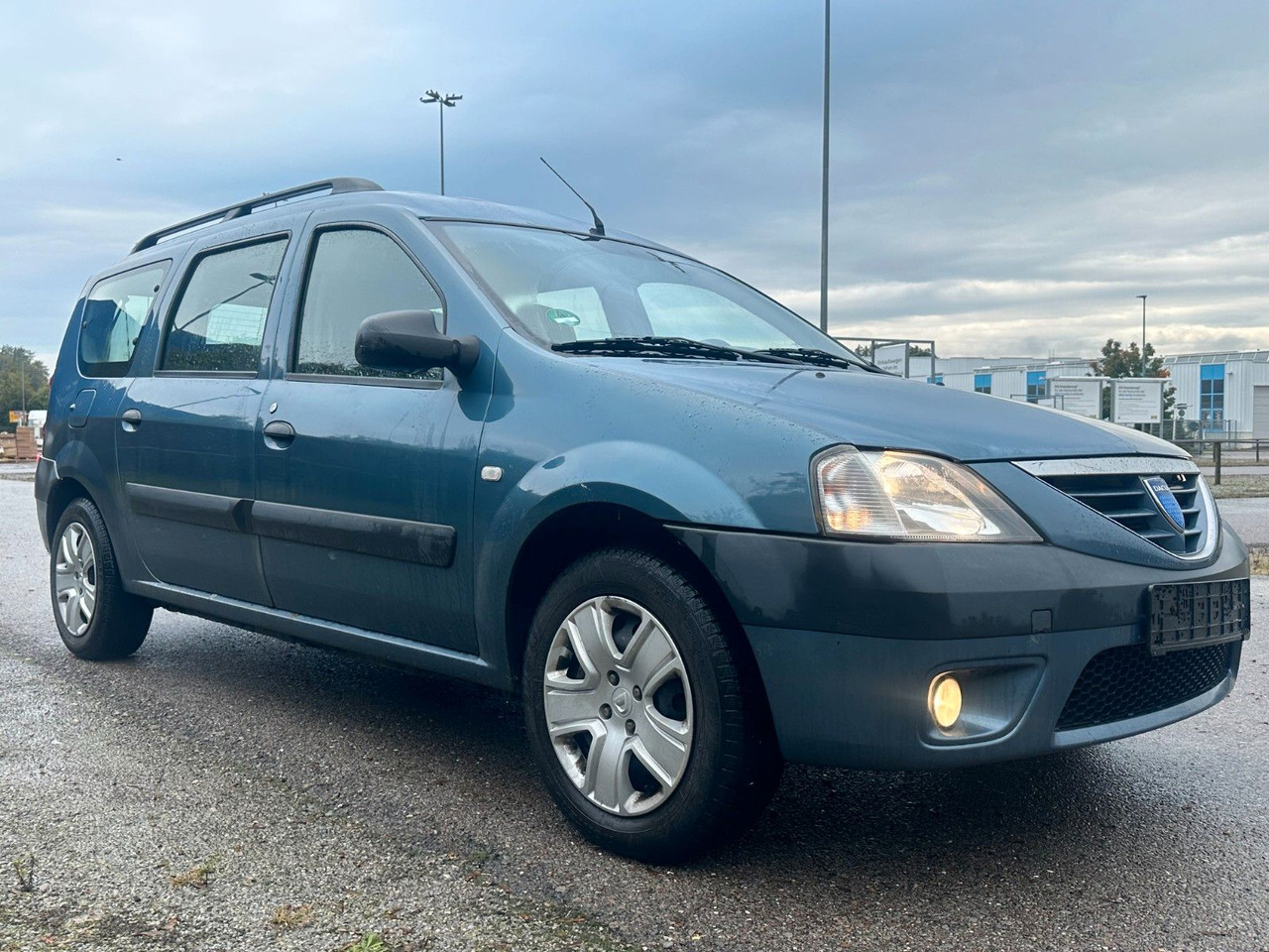 Dacia Logan MCV 1.6 16V Lauréate,Kupplung neu,TÜV 6/25 - Xe hơi: hình 3 Dacia Logan MCV 1.6 16V Lauréate,Kupplung neu,TÜV 6/25 - Xe hơi: hình 3