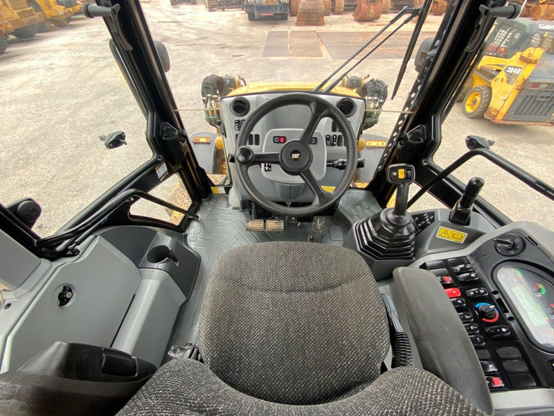 Caterpillar 432F2 NVT - Máy xúc trước múc sau: hình 4 Caterpillar 432F2 NVT - Máy xúc trước múc sau: hình 4