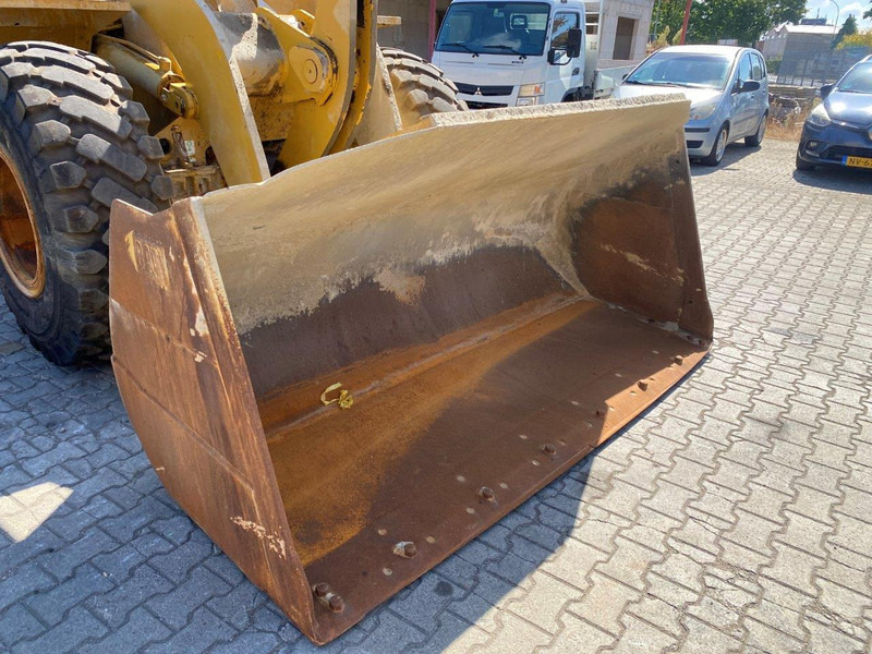 Máy xúc lật bánh lốp Caterpillar 938G II NVT: hình 14 Máy xúc lật bánh lốp Caterpillar 938G II NVT: hình 14