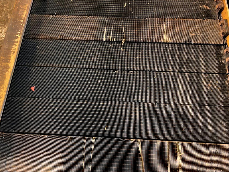 Caterpillar D11 Radiator GP 1569846 - Bộ tản nhiệt: hình 4 Caterpillar D11 Radiator GP 1569846 - Bộ tản nhiệt: hình 4