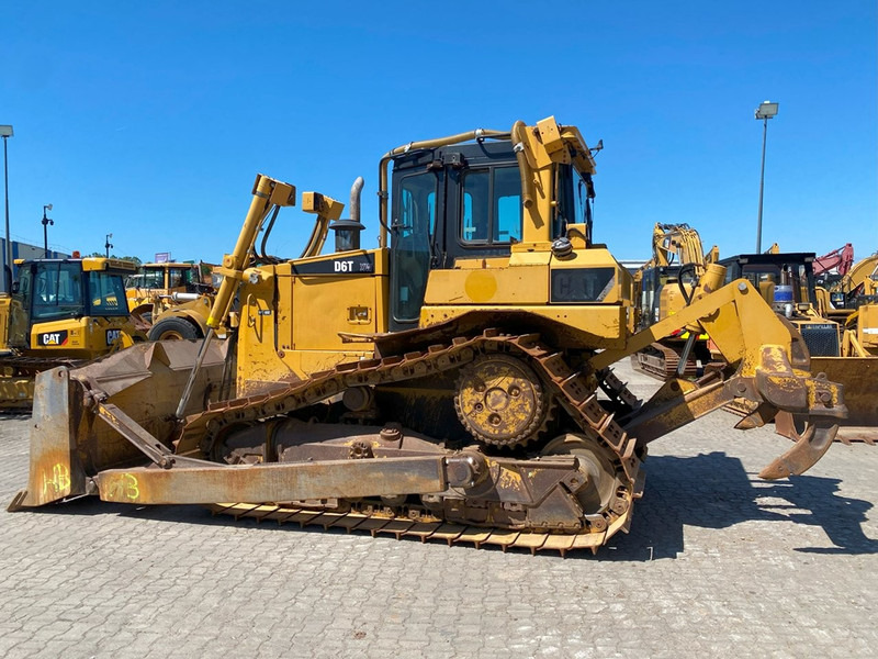 Caterpillar D6T XW NVT - Máy ủi: hình 2 Caterpillar D6T XW NVT - Máy ủi: hình 2