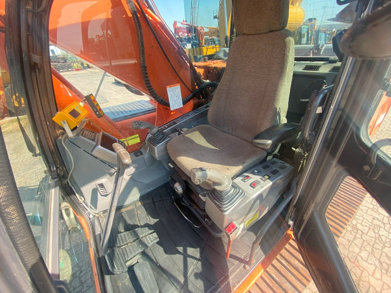 Doosan DX 225 LC-3 NVT - Máy xúc bánh xích: hình 4 Doosan DX 225 LC-3 NVT - Máy xúc bánh xích: hình 4
