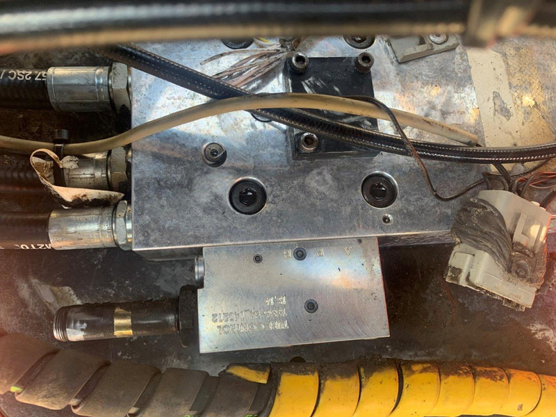 INDEXATOR R8 - Tiltrotator: hình 5 INDEXATOR R8 - Tiltrotator: hình 5